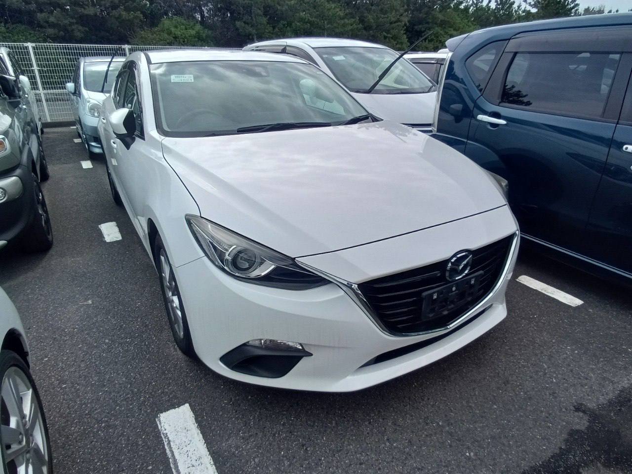 Mazda Axela 2015, 15S 2WD, лот из Японии (1/7)