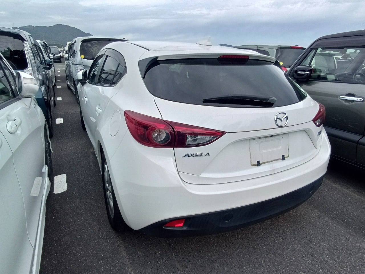 Mazda Axela 2015, 15S 2WD, лот из Японии (3/7)