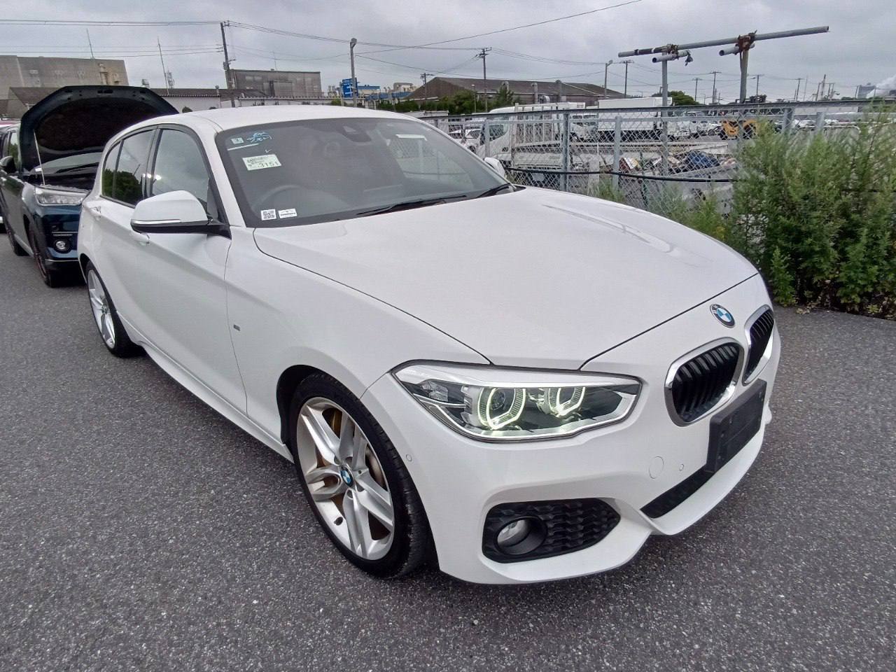 BMW 118i M Sports 2015, лот из Японии (1/6)