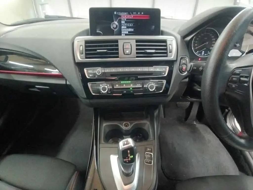 BMW 118i Sports 2016, лот из Японии (5/6)