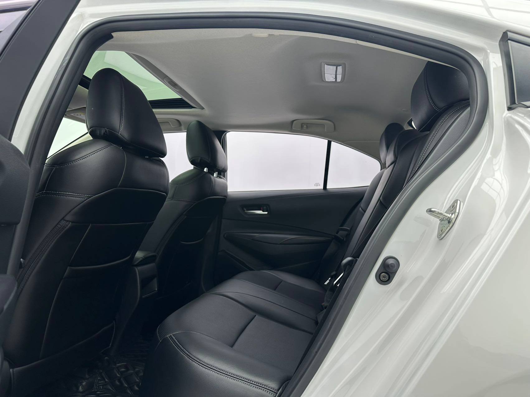 Toyota Corolla 1.5 TNGA Elite 2022, пробег 3 955 км, наш лот (2/5)