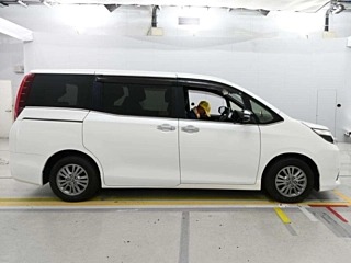 Toyota Esquire Gi 2016, лот, профиль