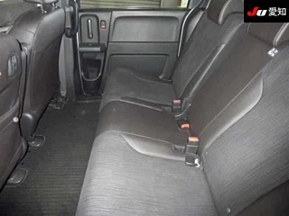 Honda Freed Spike 2015, лот, задний диван