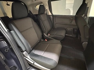 Honda Freed GB5 Black Style 2023, лот, второй ряд