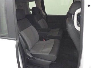 Honda Freed GT3 AIR EX 4WD 2025, лот, второй ряд