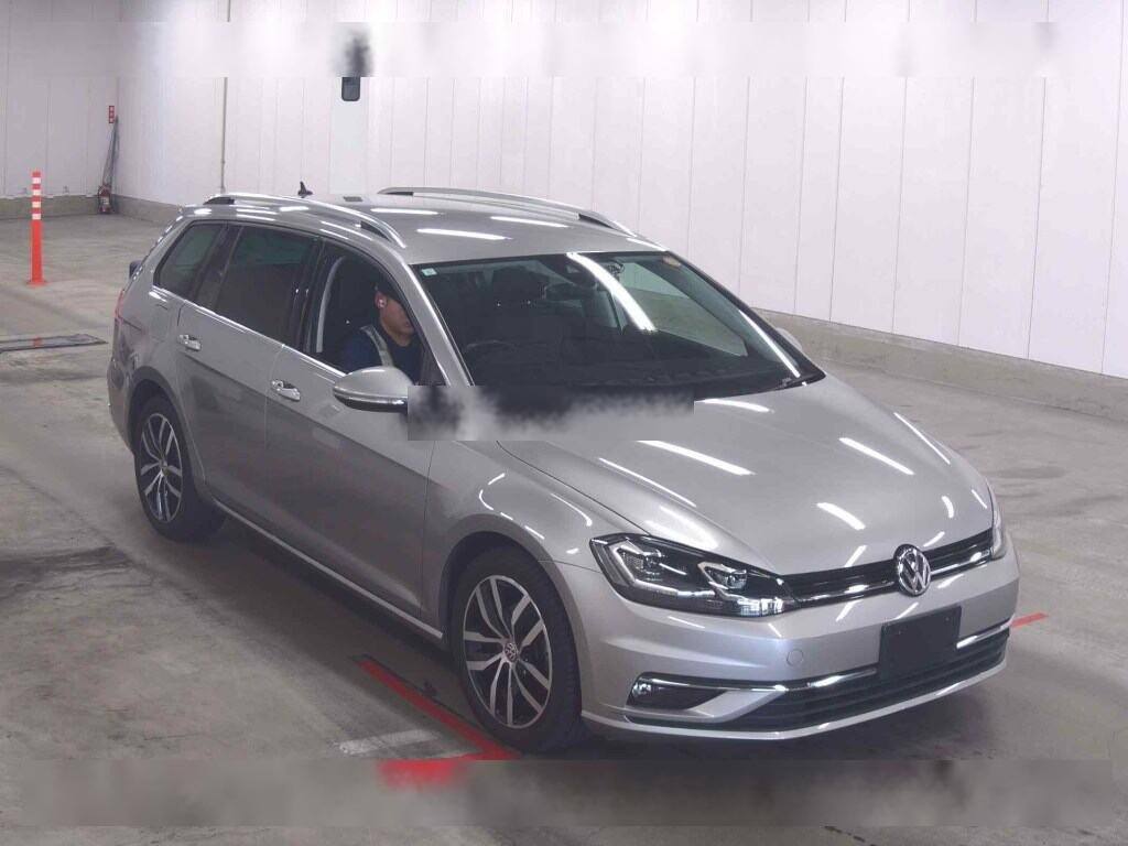 Volkswagen Golf Variant из Японии, 2019, наш лот (1/6)