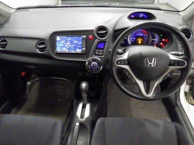 Honda Insight 2010 L, лот из Японии (3/6)