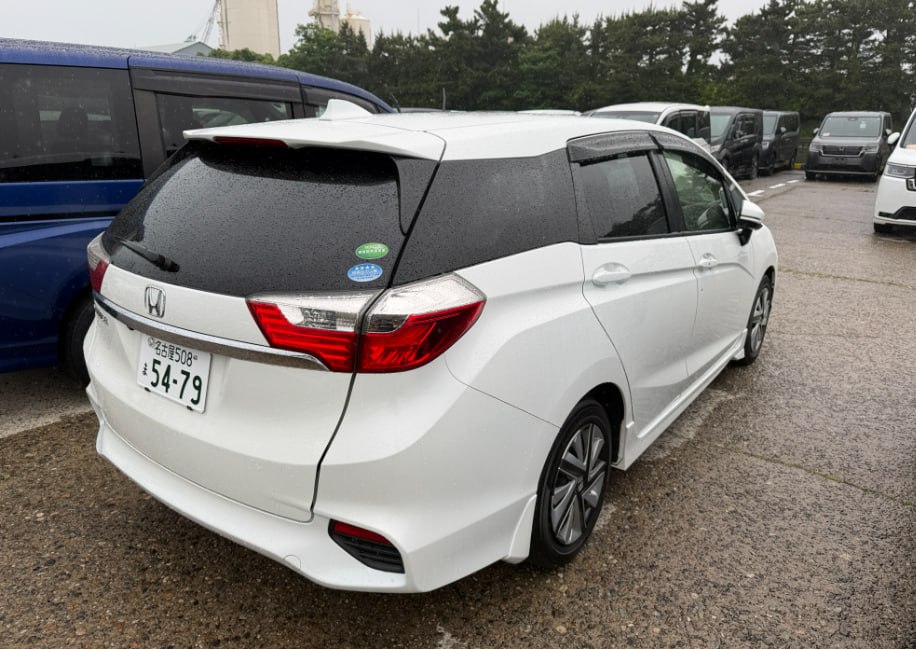Honda Shuttle GK8 2018 негибрид, наш лот из Японии (2/6)