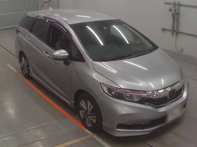 Honda Shuttle гибрид 2022, наш лот из Японии (1/6)