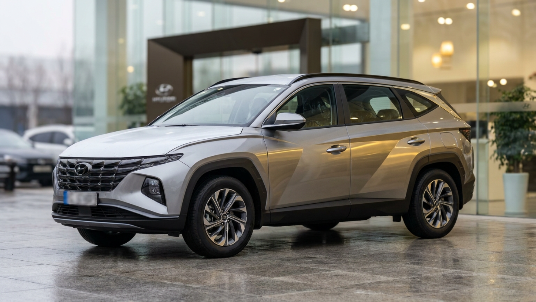 Новый Hyundai Tucson L из Китая на площадке дилера — удлинённый кузов, ноль пробега