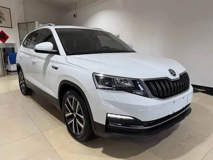Skoda Kamiq 2023 из Китая, спереди 3/4
