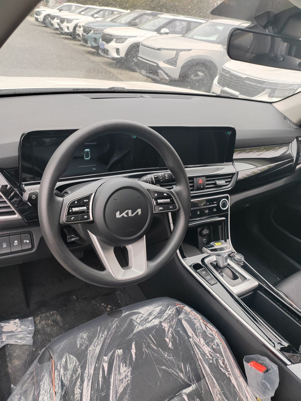Kia Seltos 2026, новый лот из Китая (3/6)