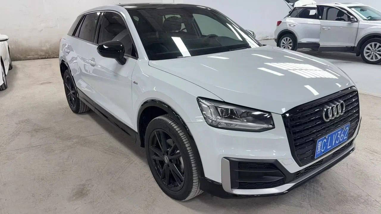 Реальный лот Audi Q2L из Китая, модели, которой в России не было
