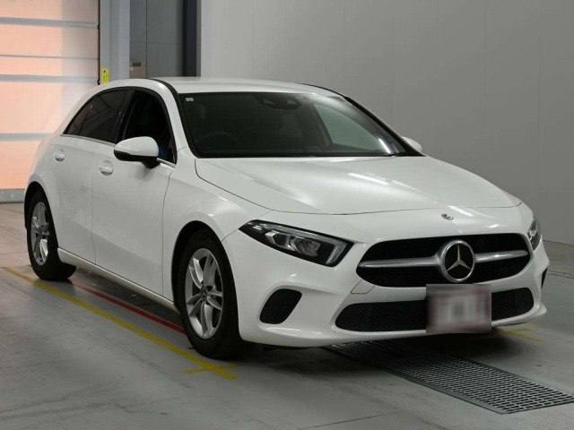 Mercedes A-Class хэтчбек из Японии, 2019, наш лот (2/6)