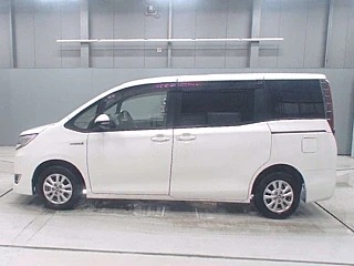Toyota Noah Hybrid G 2019, лот, профиль