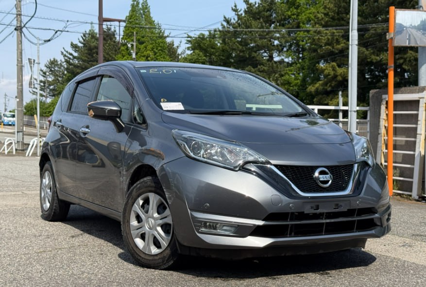 Nissan Note X FOUR 4WD из Японии, 2019, наш лот (1/6)