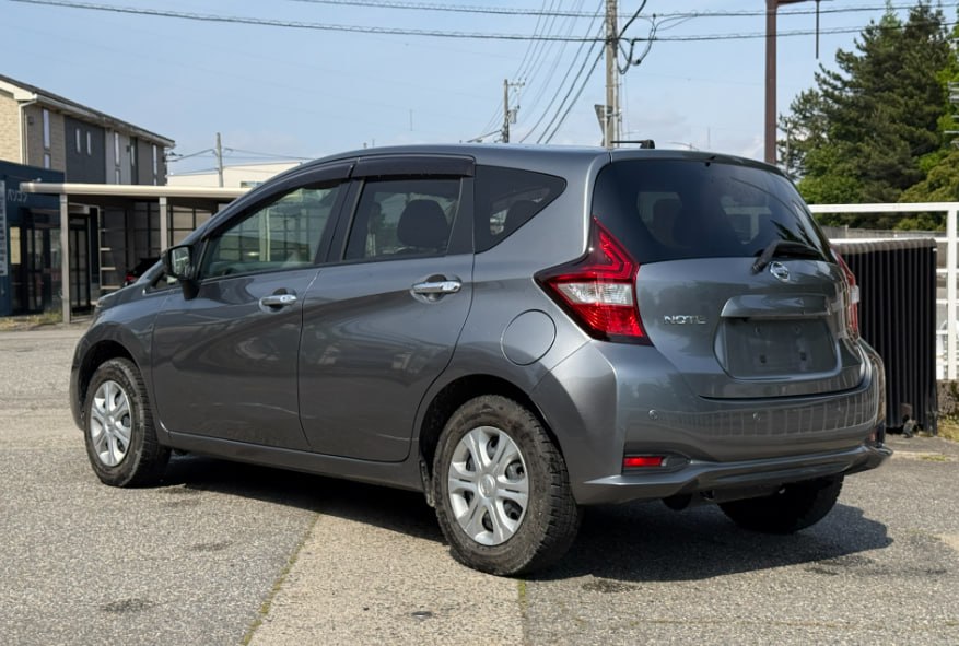 Nissan Note X FOUR 4WD из Японии, 2019, наш лот (3/6)