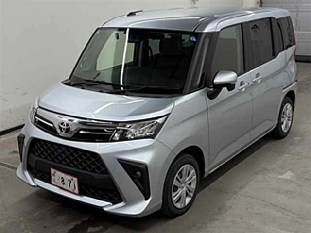 Toyota Roomy G 2023, наш лот, спереди 3/4