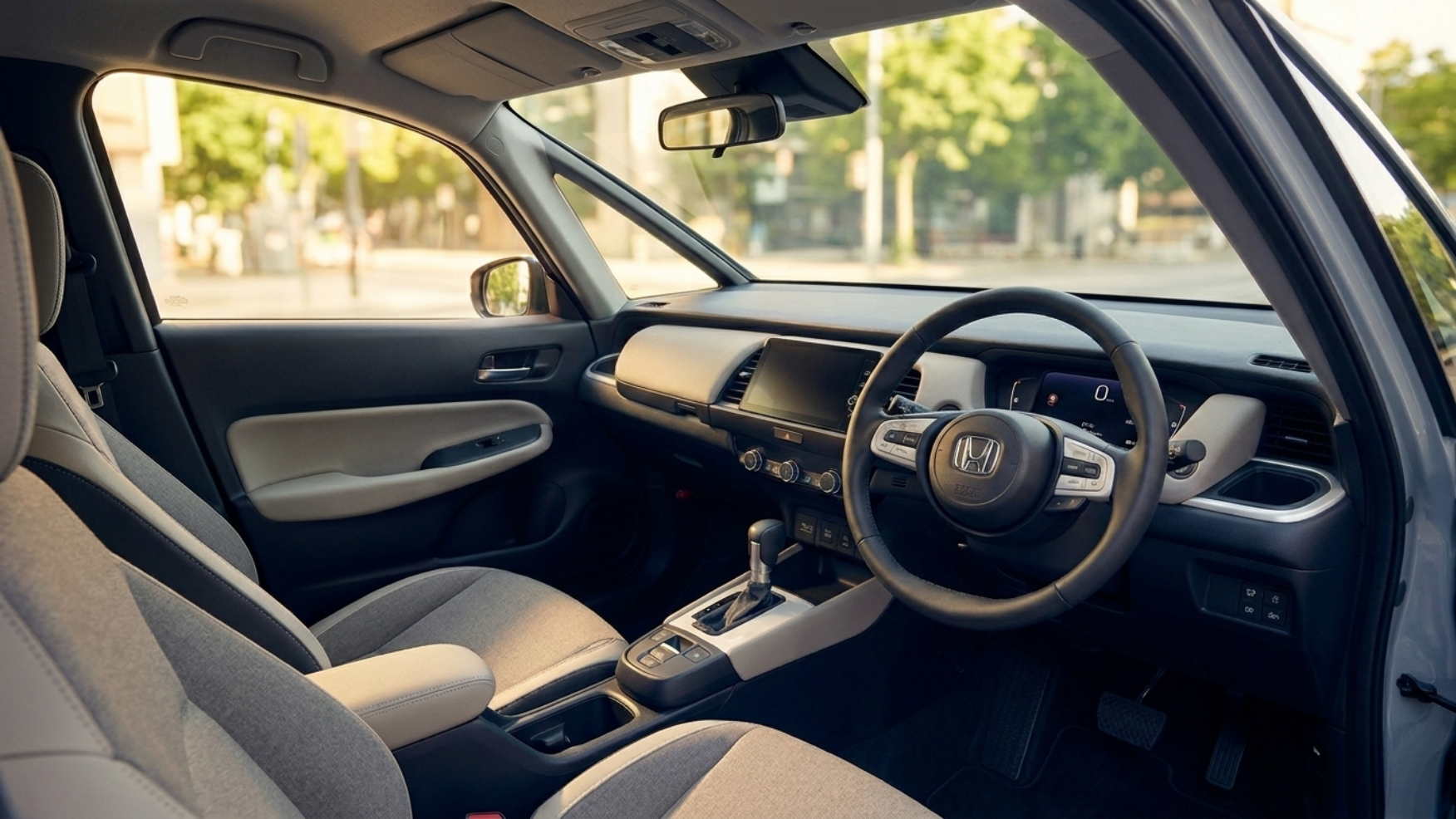 Салон Honda Fit: правый руль, картинка из нашего разбора