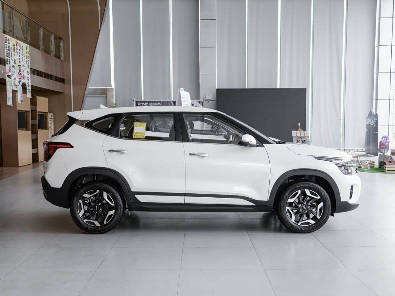 Kia Seltos 2026, новый лот из Китая (3/6)
