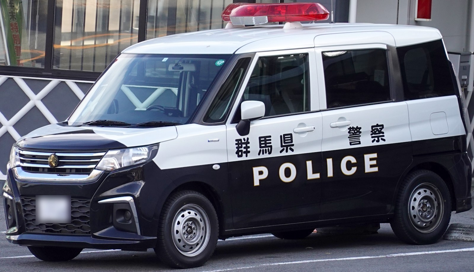 Патрульный Suzuki Solio MA37S полиции префектуры Гумма в Японии