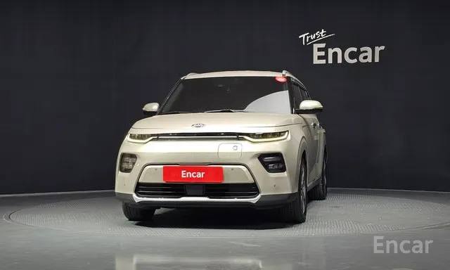 Kia Soul Booster EV, наш лот (3/6)