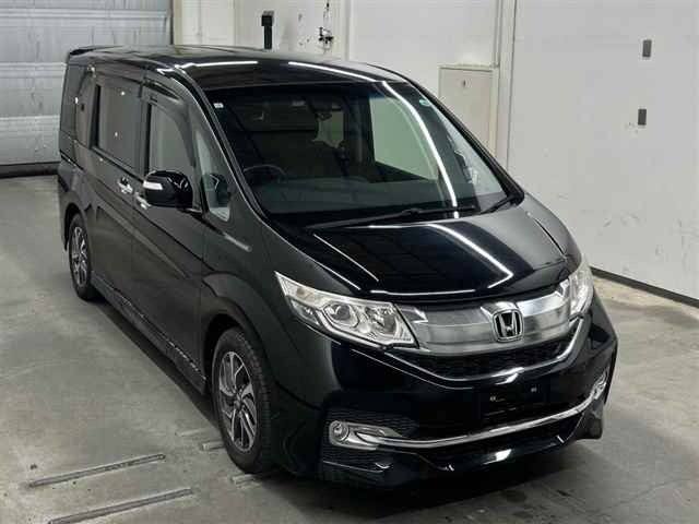 Honda Stepwgn Spada из Японии, 2016, 67 тыс. км, наш лот (1/6)