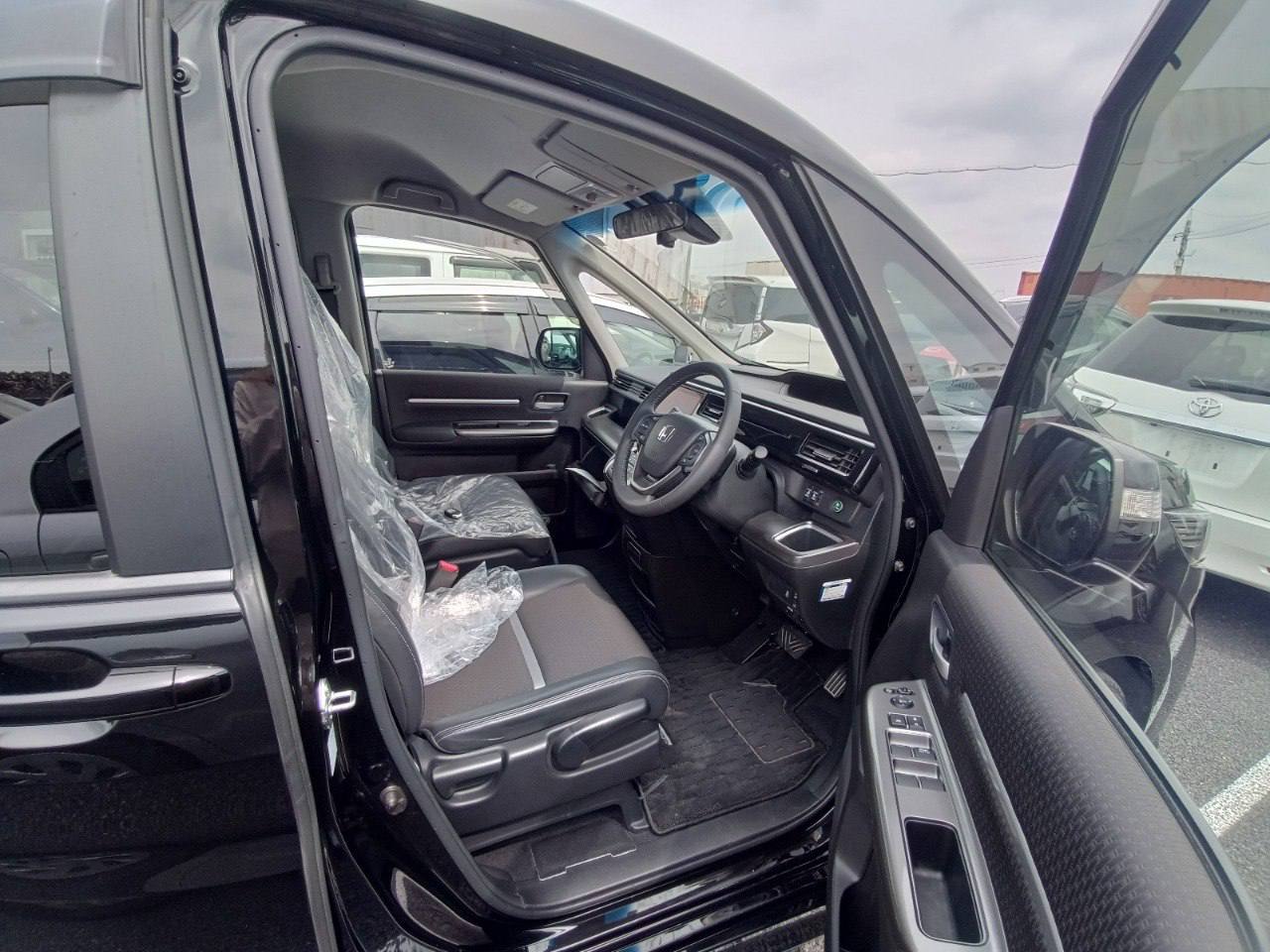 Honda Stepwgn Spada Cool Spirit из Японии, 2021, 43 тыс. км, наш лот (6/6)