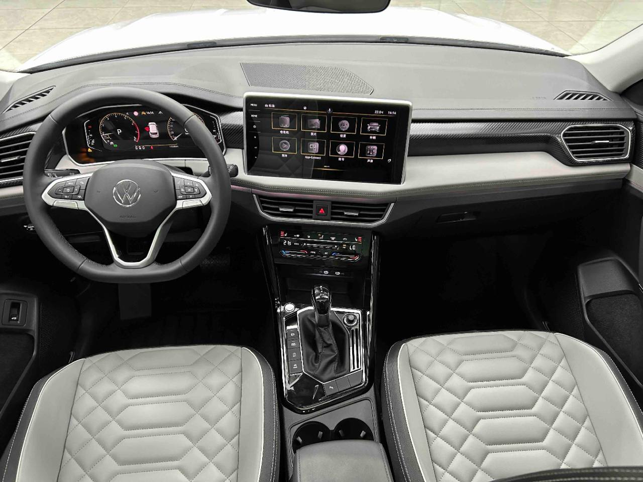Volkswagen Tayron 2022 рестайлинг из Китая, наш лот (2/5)