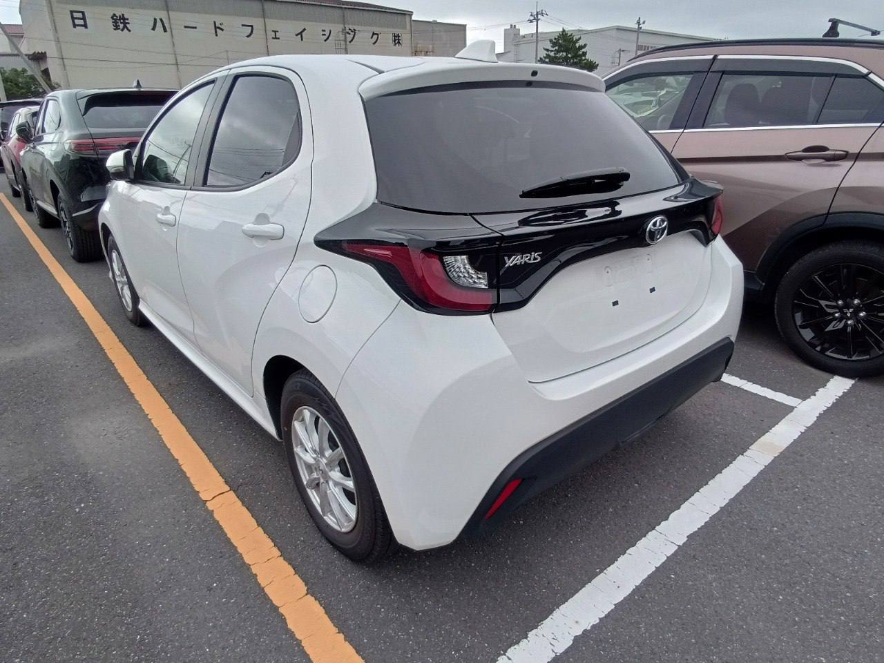 Toyota Yaris 1.0 2022 из Японии, наш лот (3/6)