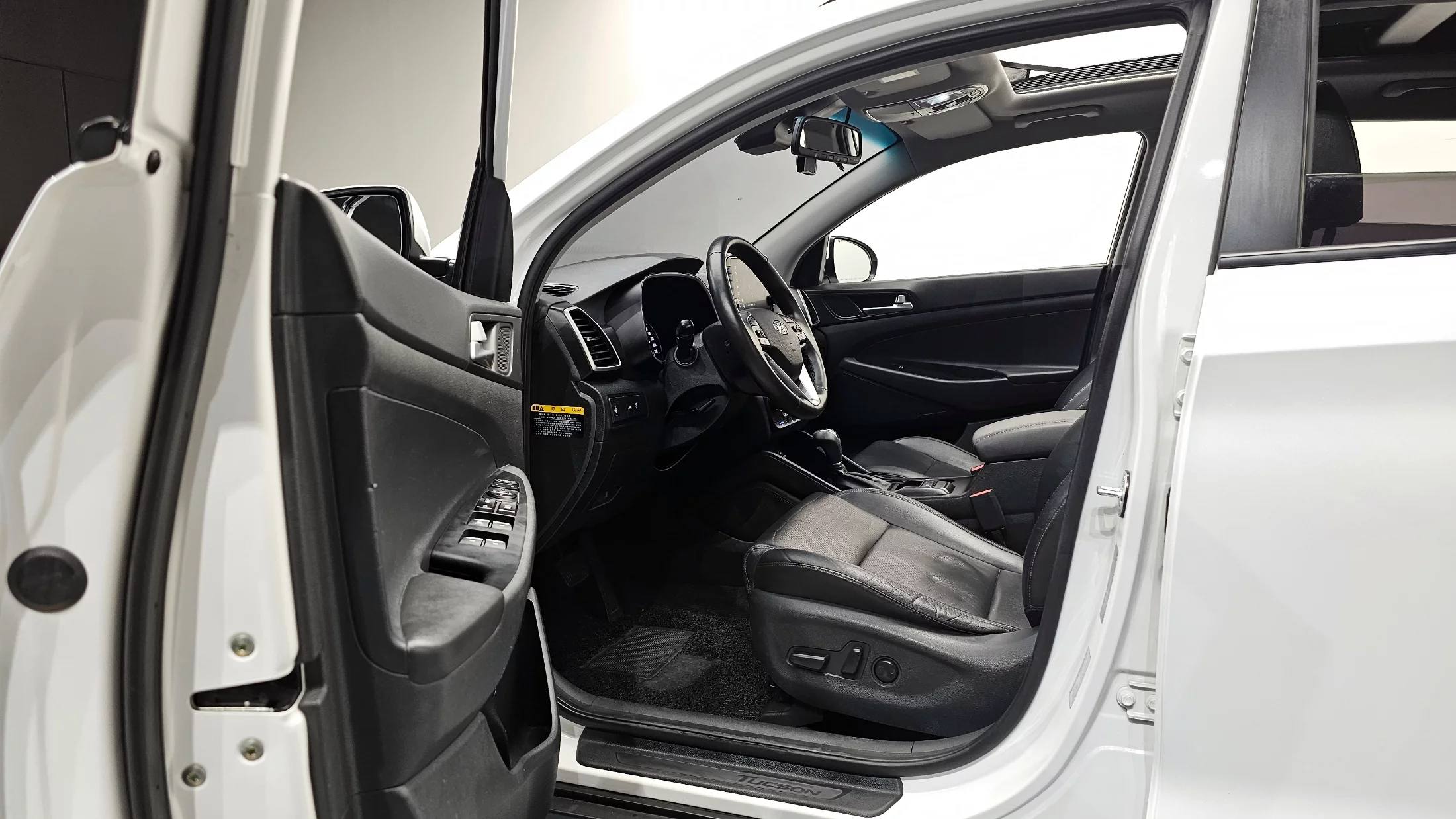 Hyundai Tucson TL 2019, панель приборов, лот из Кореи (5/6)