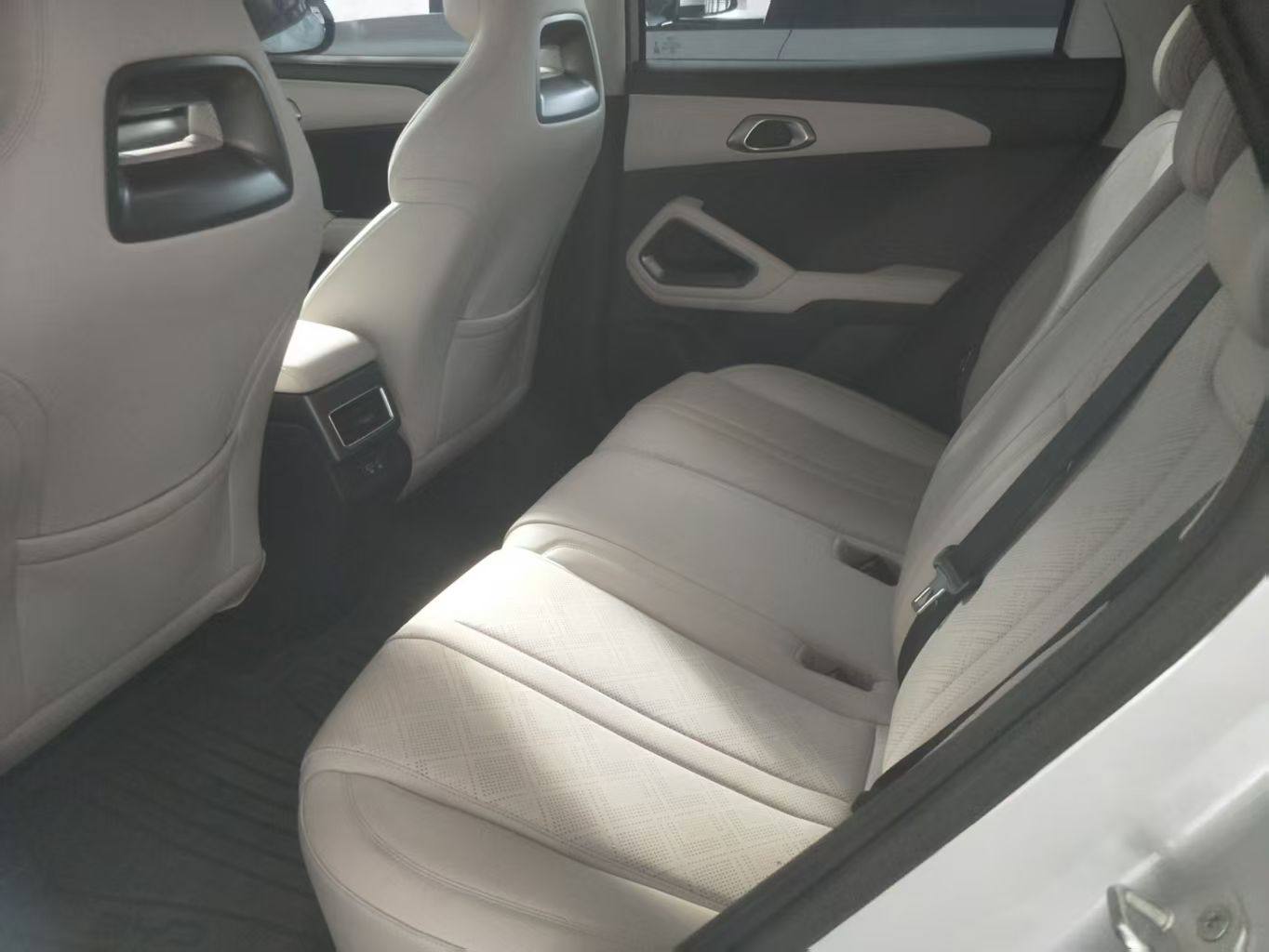 BYD Yuan Up 2025, лот из Китая (3/5)